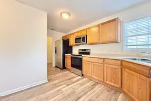 1120 Ben Williams Rd, Richlands, NC 28574 - Photo 8