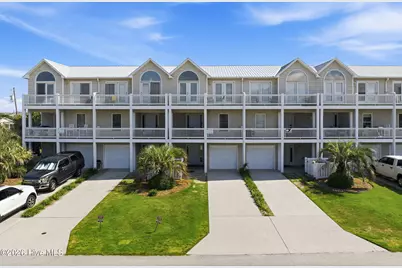 209 N Avenue, Kure Beach, NC 28449 - Photo 2