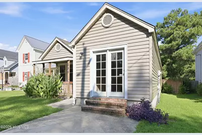 204 Hemlock Drive, Jacksonville, NC 28546 - Photo 4