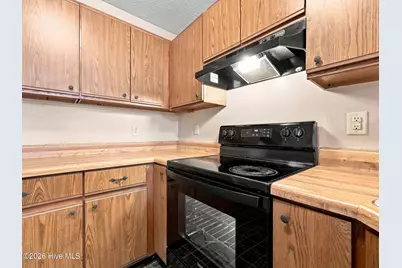 204 Hemlock Drive, Jacksonville, NC 28546 - Photo 16