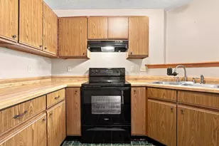 204 Hemlock Dr, Jacksonville, NC 28546 - Photo 14