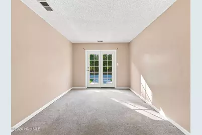 204 Hemlock Drive, Jacksonville, NC 28546 - Photo 18