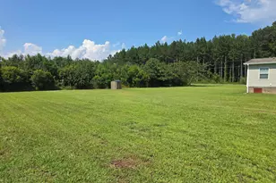 873 Pameter Rd, Hallsboro, NC 28442 - Photo 14