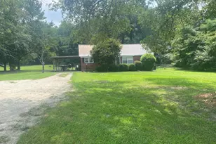 3001 S Nc 11 Hwy, Teachey, NC 28464 - Photo 2