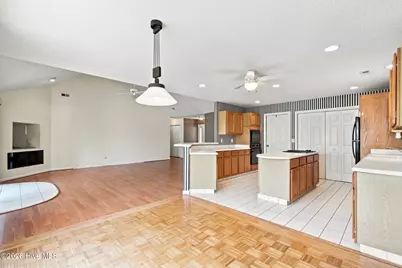 734 Settlers Lane, Kure Beach, NC 28449 - Photo 8