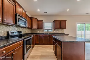 755 Radiant Dr, Jacksonville, NC 28546 - Photo 20