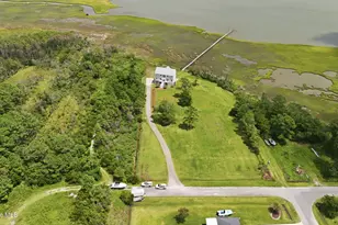 404 Perkins Rd, Beaufort, NC 28516 - Photo 40
