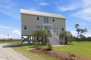 404 Perkins Rd, Beaufort, NC 28516 - Photo 32