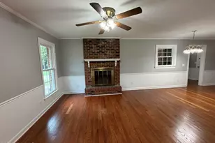 2010 Westwood Dr, Kinston, NC 28504 - Photo 4