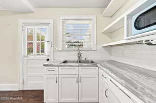 525 E 2nd St, Washington, NC 27889 - Photo 18