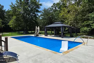 347 Sandy Point Dr, Beaufort, NC 28516 - Photo 16