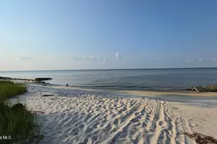 347 Sandy Point Dr, Beaufort, NC 28516 - Photo 100