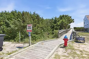 102 Periwinkle Dr, Emerald Isle, NC 28594 - Photo 32