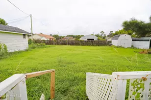 115 Canal Dr, Harkers Island, NC 28531 - Photo 4