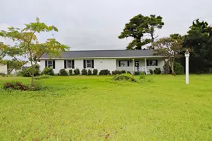 115 Canal Dr, Harkers Island, NC 28531 - Photo 2
