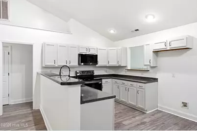 122 Pond View Circle, Hampstead, NC 28443 - Photo 6
