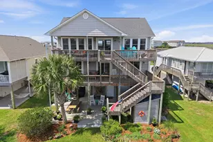 922 Broadway St, Surf City, NC 28445 - Photo 6