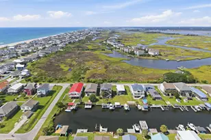 922 Broadway St, Surf City, NC 28445 - Photo 54