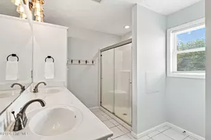 922 Broadway St, Surf City, NC 28445 - Photo 32