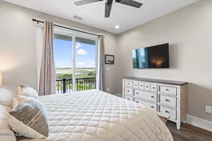 6620 Kings Lynn Dr, Oak Island, NC 28465 - Photo 20
