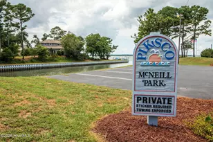 109 Oakleaf Dr, Pine Knoll Shores, NC 28512 - Photo 58