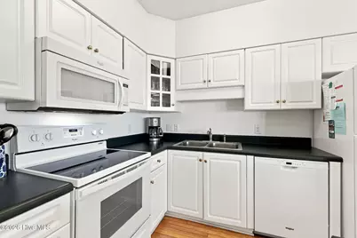2801 Pier Pointe Drive #B2, Emerald Isle, NC 28594 - Photo 14