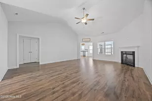 376 Water Wagon Trl, Jacksonville, NC 28546 - Photo 8