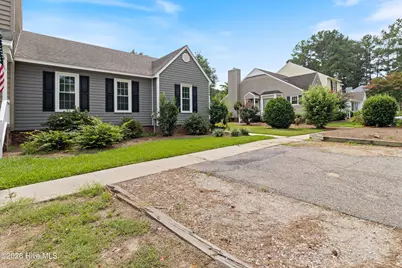4844 Pinedale Boulevard, Lumberton, NC 28358 - Photo 2
