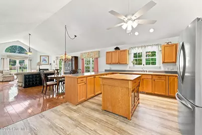 101 Pamlico Place, Chocowinity, NC 27817 - Photo 20