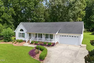 101 Pamlico Pl, Chocowinity, NC 27817 - Photo 10