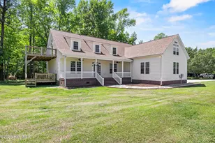 905 Charleston Pl, Sneads Ferry, NC 28460 - Photo 1
