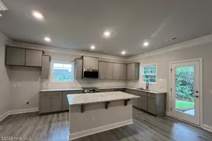 104 Birdsong Dr, Wallace, NC 28466 - Photo 6