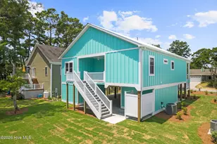 108 NE 41st St, Oak Island, NC 28465 - Photo 4