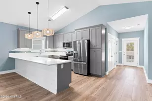 108 NE 41st St, Oak Island, NC 28465 - Photo 6