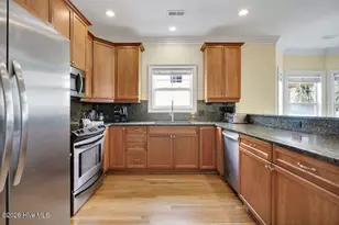 1516 S Lake Park Blvd, Carolina Beach, NC 28428 - Photo 8