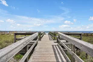 1516 S Lake Park Blvd, Carolina Beach, NC 28428 - Photo 4