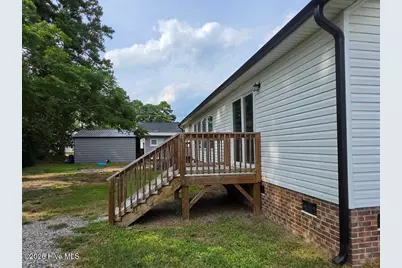 104 S Washington Street, Pikeville, NC 27863 - Photo 4