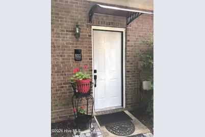 8002 Clubhouse Drive, New Bern, NC 28562 - Photo 4