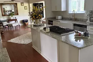 8002 Clubhouse Dr, New Bern, NC 28562 - Photo 10