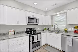 901 Spot Ln, Holly Ridge, NC 28445 - Photo 14