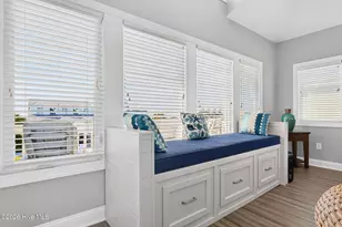 652 Ocean Blvd W, Holden Beach, NC 28462 - Photo 10