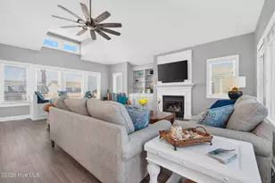 652 Ocean Blvd W, Holden Beach, NC 28462 - Photo 8
