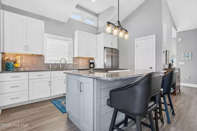 652 Ocean Boulevard W, Holden Beach, NC 28462 - Photo 16