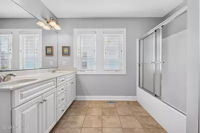 652 Ocean Boulevard W, Holden Beach, NC 28462 - Photo 40