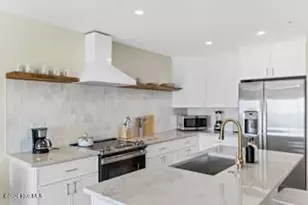 1800 Canal Dr, Carolina Beach, NC 28428 - Photo 6