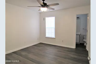 300 Meadowbrook Lane, Jacksonville, NC 28546 - Photo 14