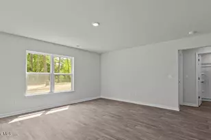 129 Claude St, La Grange, NC 28551 - Photo 10