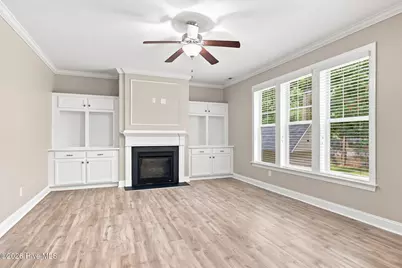 215 Spoonbill Court, Swansboro, NC 28584 - Photo 2