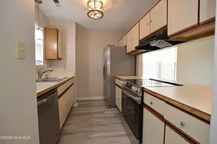 105 Creekview Dr, Jacksonville, NC 28540 - Photo 4
