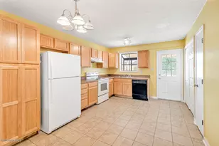 350 W Frances St, Jacksonville, NC 28546 - Photo 8
